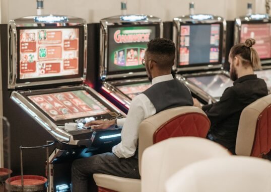 Crazy Vegas Review: Top Fast Payout Rollover Casino Guide