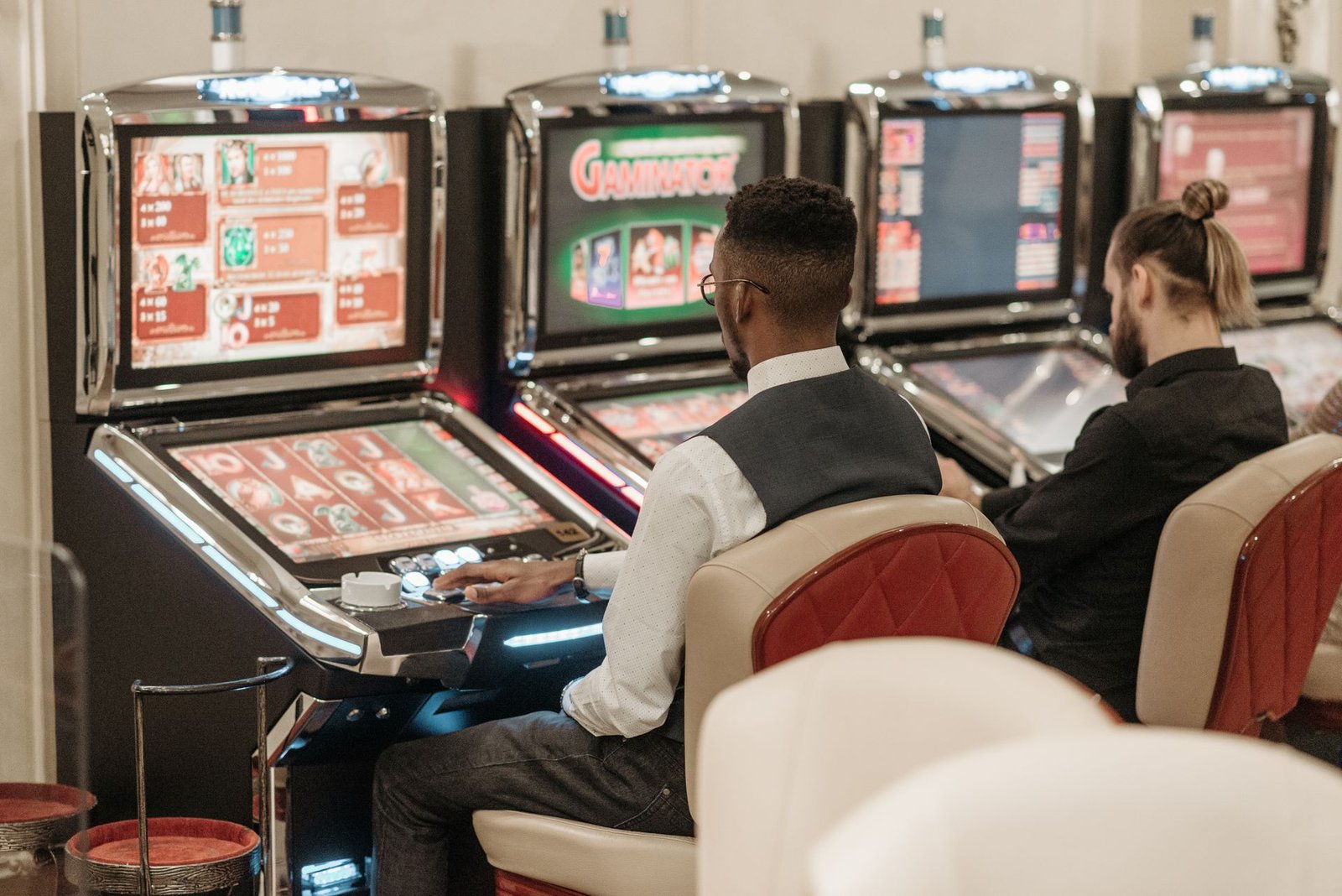 Crazy Vegas Review: Top Fast Payout Rollover Casino Guide